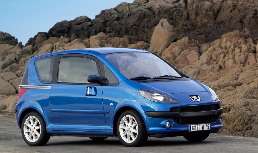  Peugeot 1007 2005 года  (фото 32 из 42)